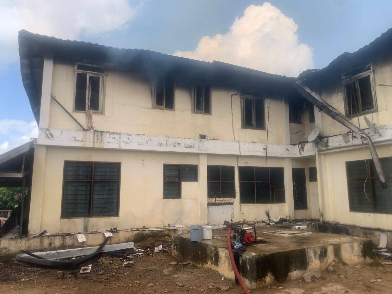 Fire destroys apartment block in Eastern Region, dozens displaced