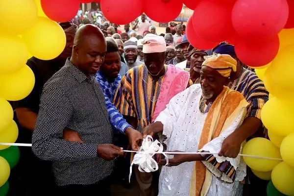 Sagnarigu MP hands over kindergarten block to Kpalsi school