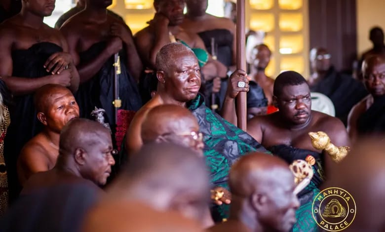 Why are our men sitting aloof for two people in Bono to misbehave? – Asantehene charges at his paramount chiefs