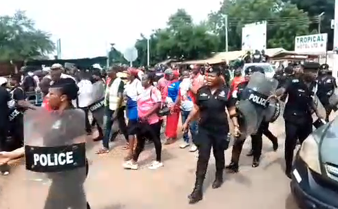 Hundreds turn up for NPP’s “Yensuro Ahunahuna” demo in Sunyani