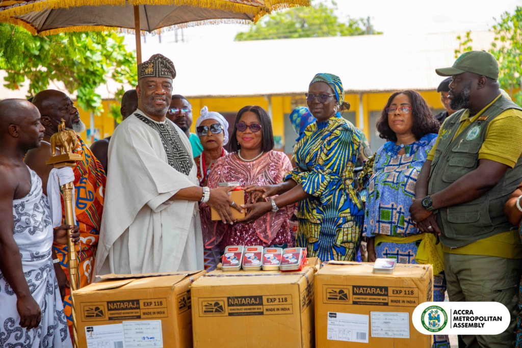 Ga Mantse donates 3,000 mathematical sets to BECE candidates in Accra